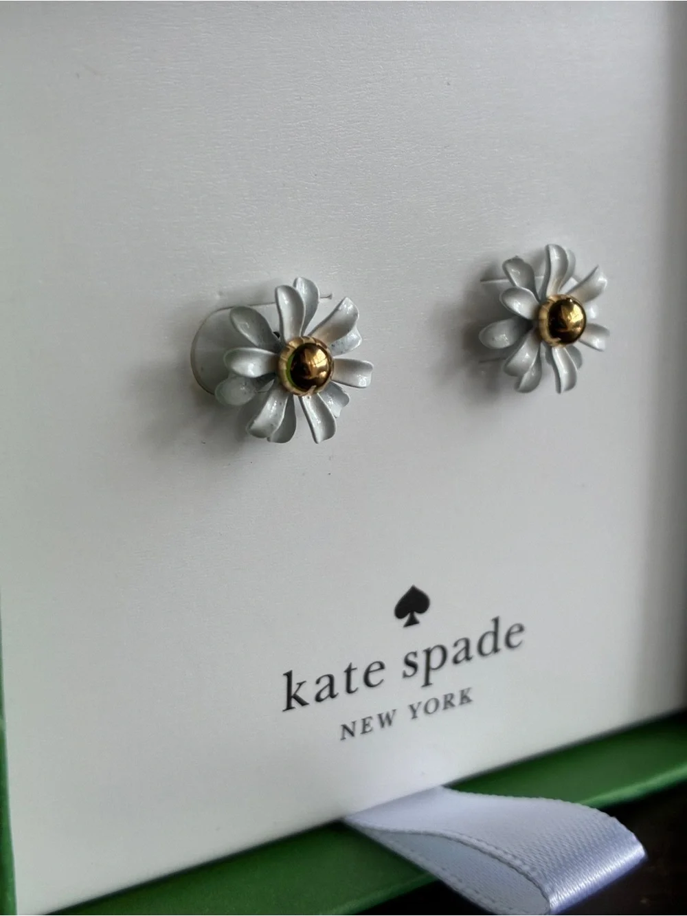 kate spade White Petal Flower Stud Earrings with Gold Centers